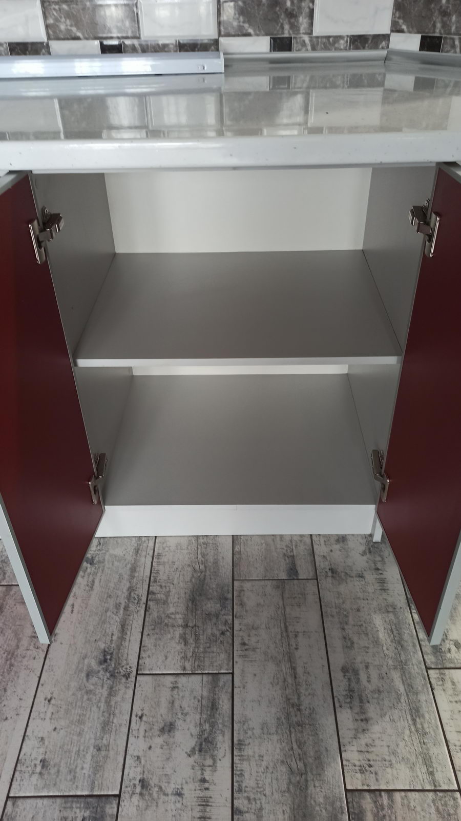 Прибирання в квартирі - миття меблів (Мамаївці, Чернівецька область) After